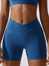 Air Cloud Laufshorts mit überkreuzten Taschen